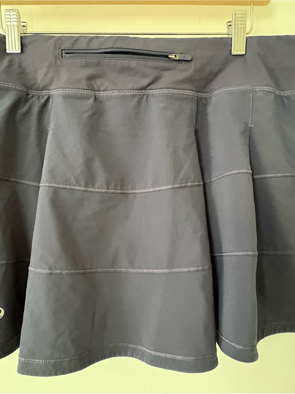 Lululemon Gray Tiered Flare Running Skort Back Zip Pocket Size 12